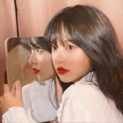 湖畔春晓